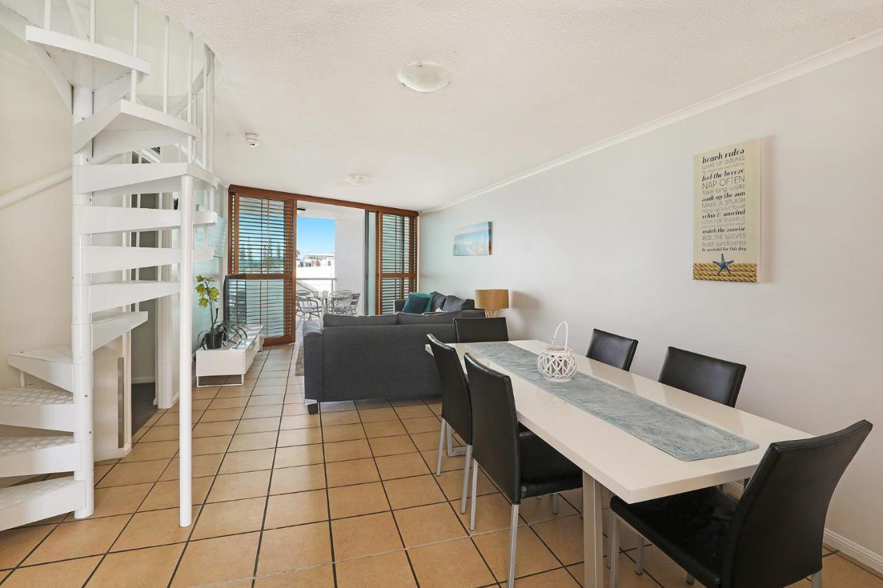 Grand Palais Boolarong Beachside Apartments Alexandra Headland Bagian luar foto