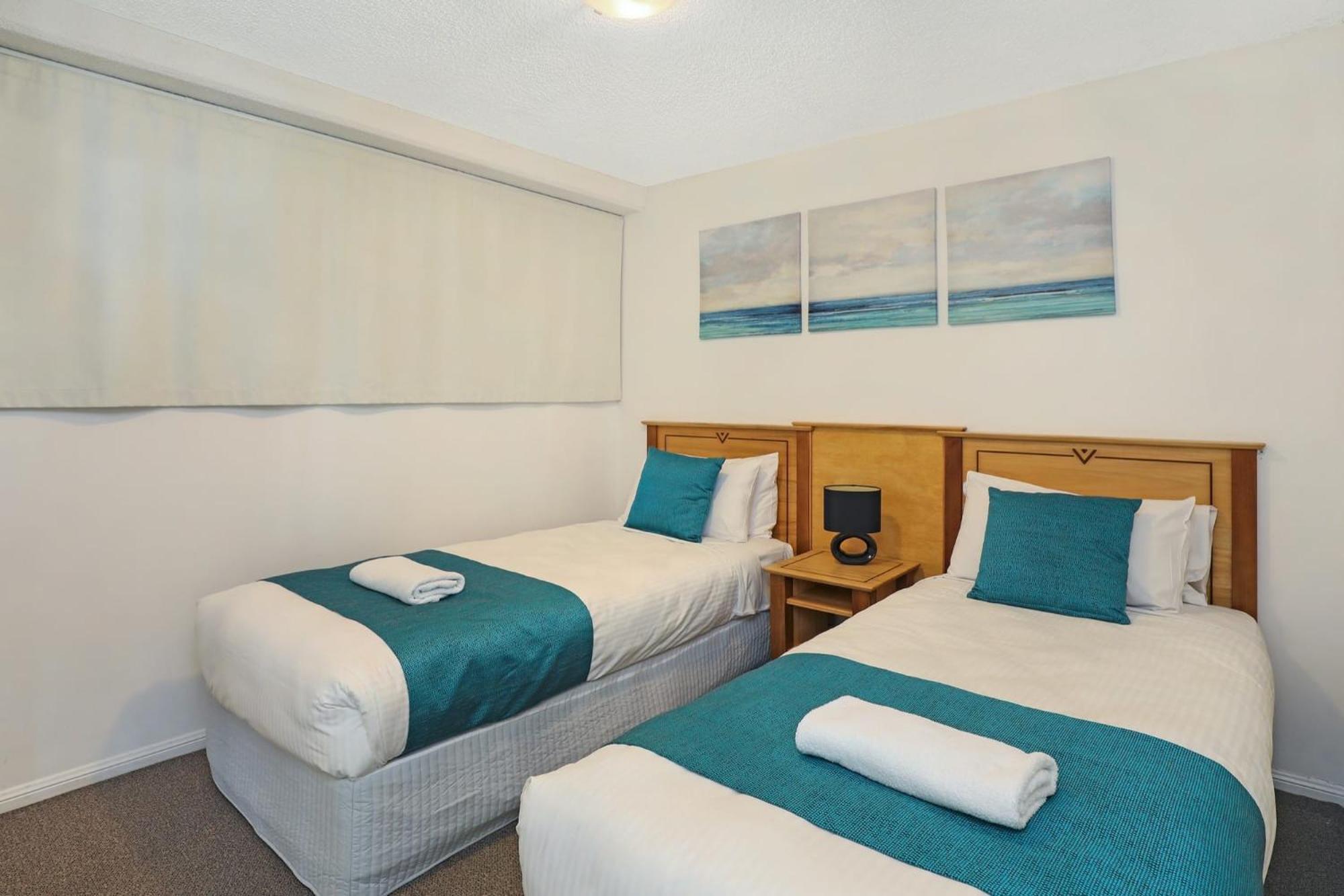 Grand Palais Boolarong Beachside Apartments Alexandra Headland Bagian luar foto