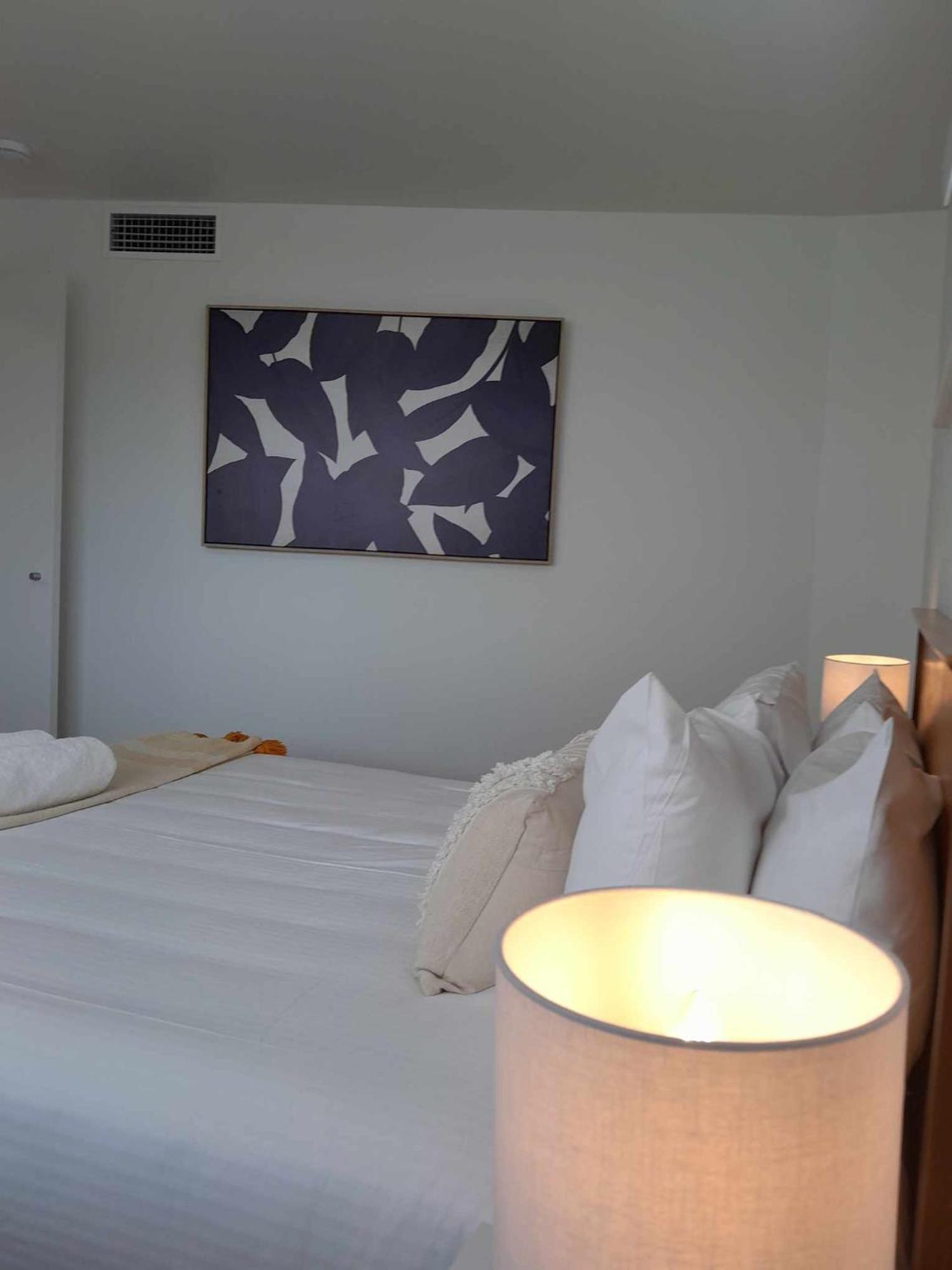 Grand Palais Boolarong Beachside Apartments Alexandra Headland Bagian luar foto