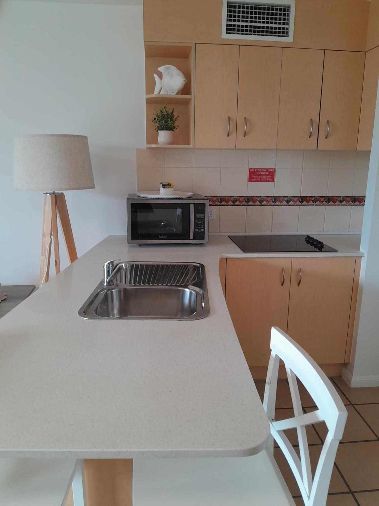 Grand Palais Boolarong Beachside Apartments Alexandra Headland Bagian luar foto