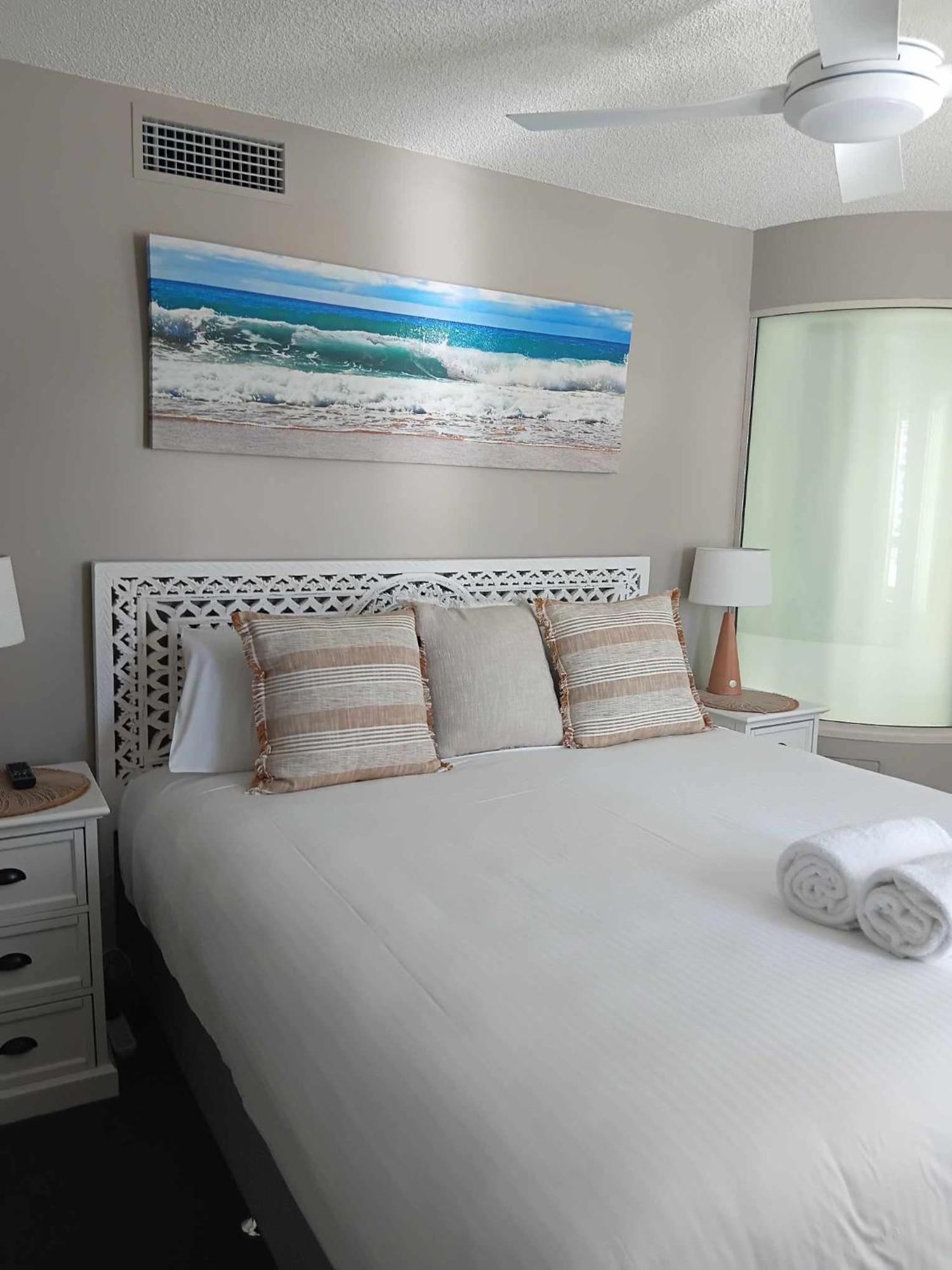 Grand Palais Boolarong Beachside Apartments Alexandra Headland Bagian luar foto